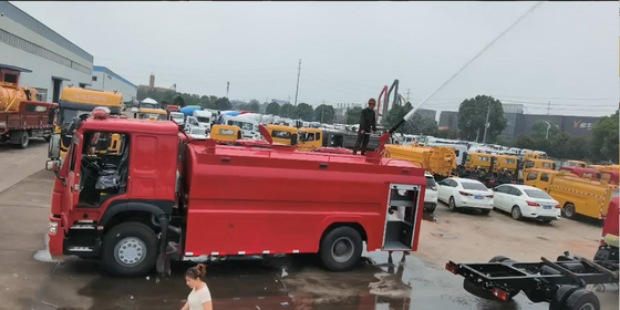 Sinotruk HOWO ফায়ার ফাইটিং উচ্চ চাপ জল স্প্রে ট্রাক 10000L