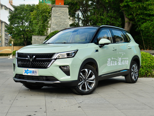 CVT 1.5T 108kw সহ SAIC-GM-Wuling পেট্রোল কমপ্যাক্ট SUV গাড়ি