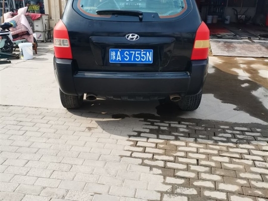 2009 2.0L Hyundai Tucson ব্যবহৃত গাড়ি স্বয়ংক্রিয় টু হুইল ড্রাইভ সানরুফ 120000 কিমি ইউরো IV