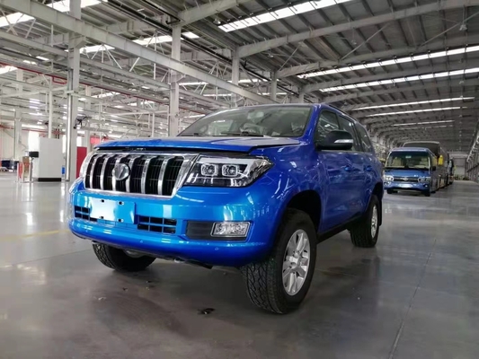 ইন-স্টক অফ-রোড SUV লার্জ পাওয়ার লার্জ স্পেস থ্রি কালার অটোমোটিভ ম্যানুফ্যাকচারিং উন্নত ইঞ্জিন প্রযুক্তি