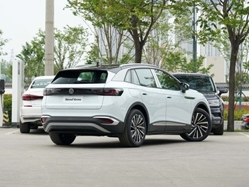 ID4X Volkswagon Electric 4 Wheel Drive SUV মাইলেজ 555km