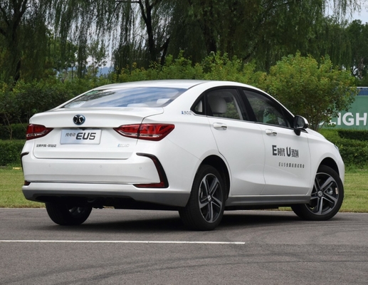 Sedan EU5 R500 ইন্টেলিজেন্ট লং রেঞ্জ Baic ইলেকট্রিক কার 416km রেঞ্জ