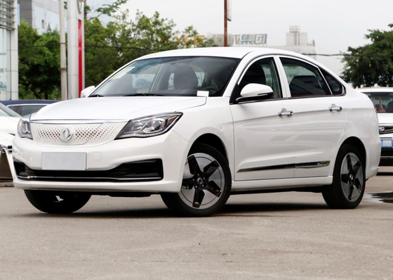 120kw 230NM লং রেঞ্জ ডংফেং ইলেকট্রিক কার সেডান AEOLUS E70