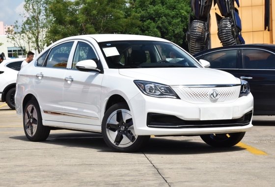 120kw 230NM লং রেঞ্জ ডংফেং ইলেকট্রিক কার সেডান AEOLUS E70