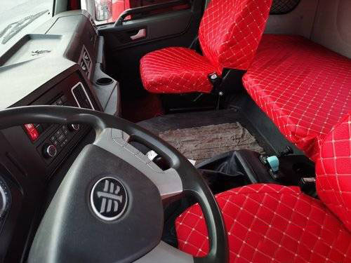 HAN V 460HP ব্যবহৃত হেভি ডিউটি ​​ট্রাক