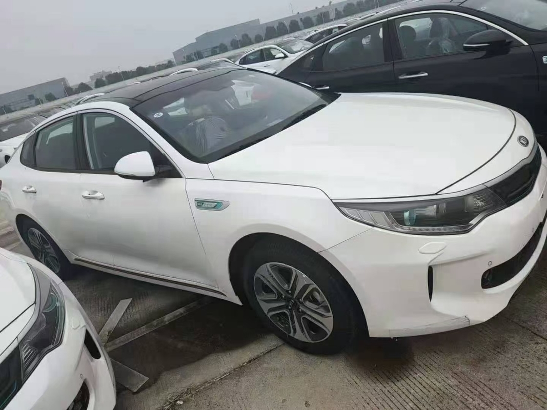 Kia K5 হাইব্রিড 2.0L GLS 6 স্পিড AT সেডান ব্যবহৃত মিডসাইজ কার 115kw